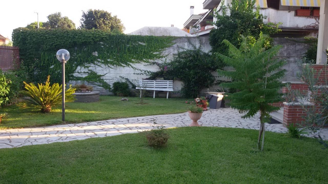 B&B La Villetta Rossa Anzio Exterior photo