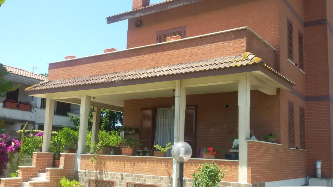 B&B La Villetta Rossa Anzio Exterior photo